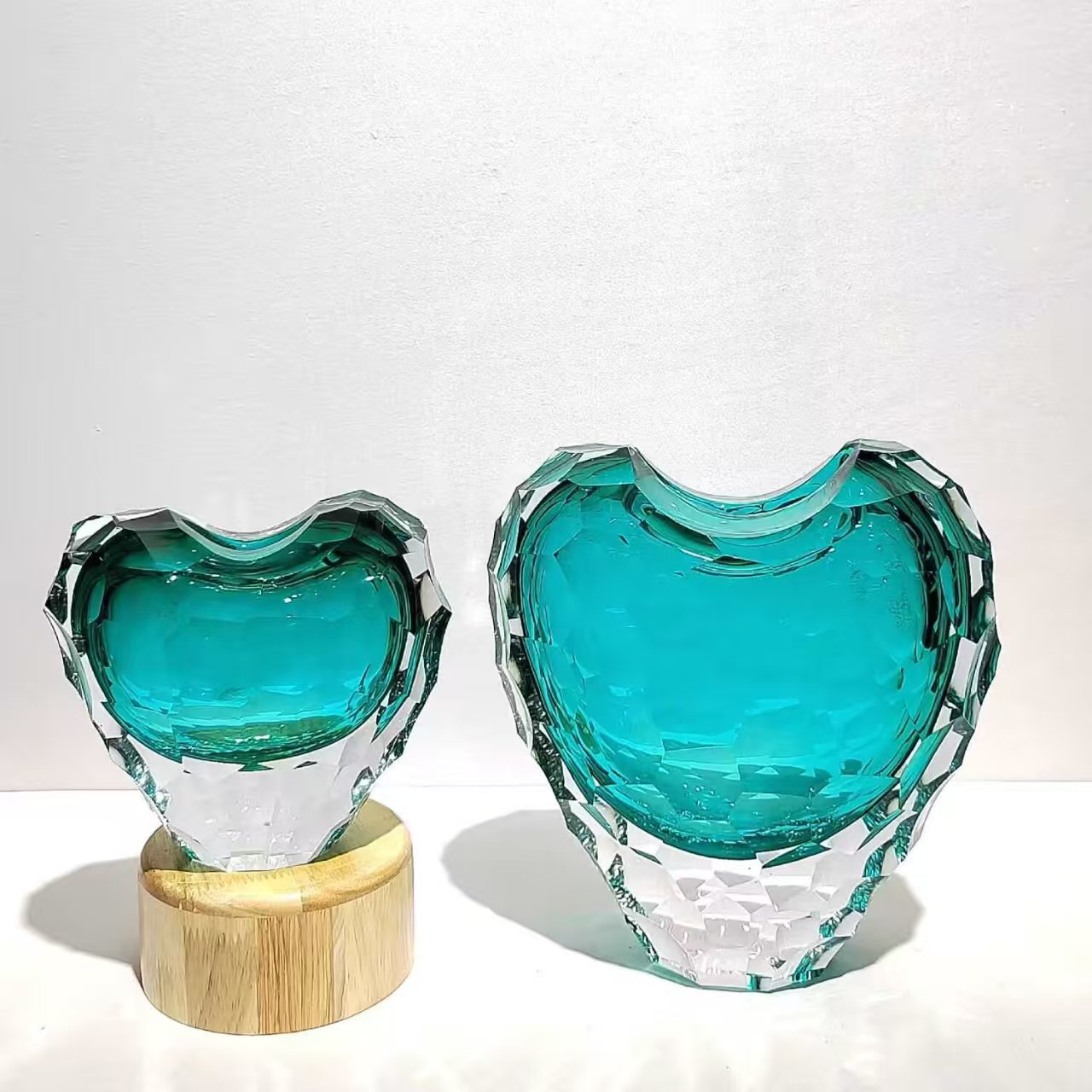 Creative Heart-Shaped Cross-Section Vase Home Model Living Room Tabletop F