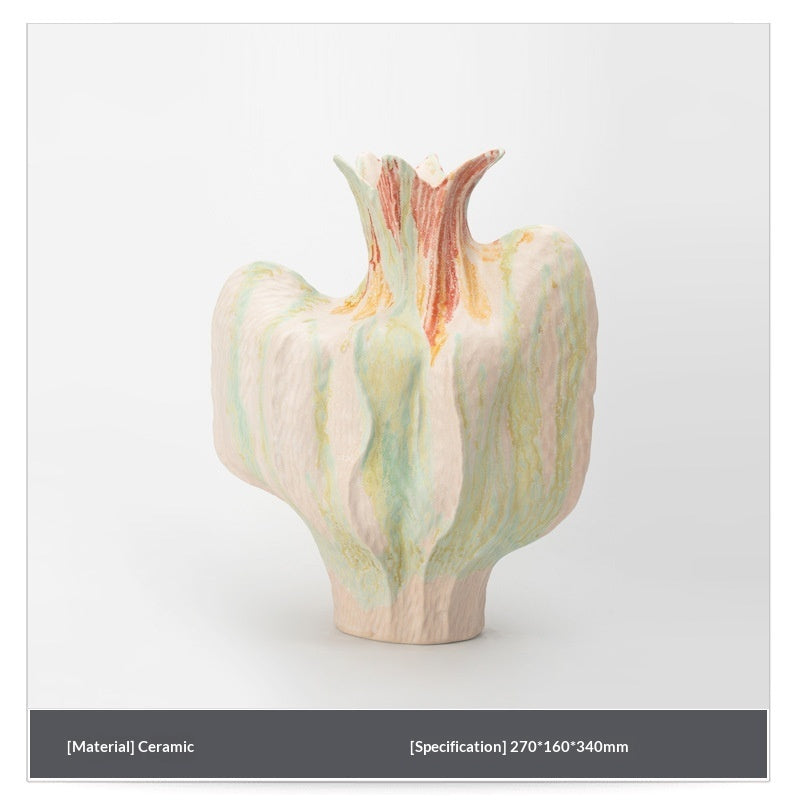 Retro-style Ceramic Vase Home Decor Sample Room Accent Piece