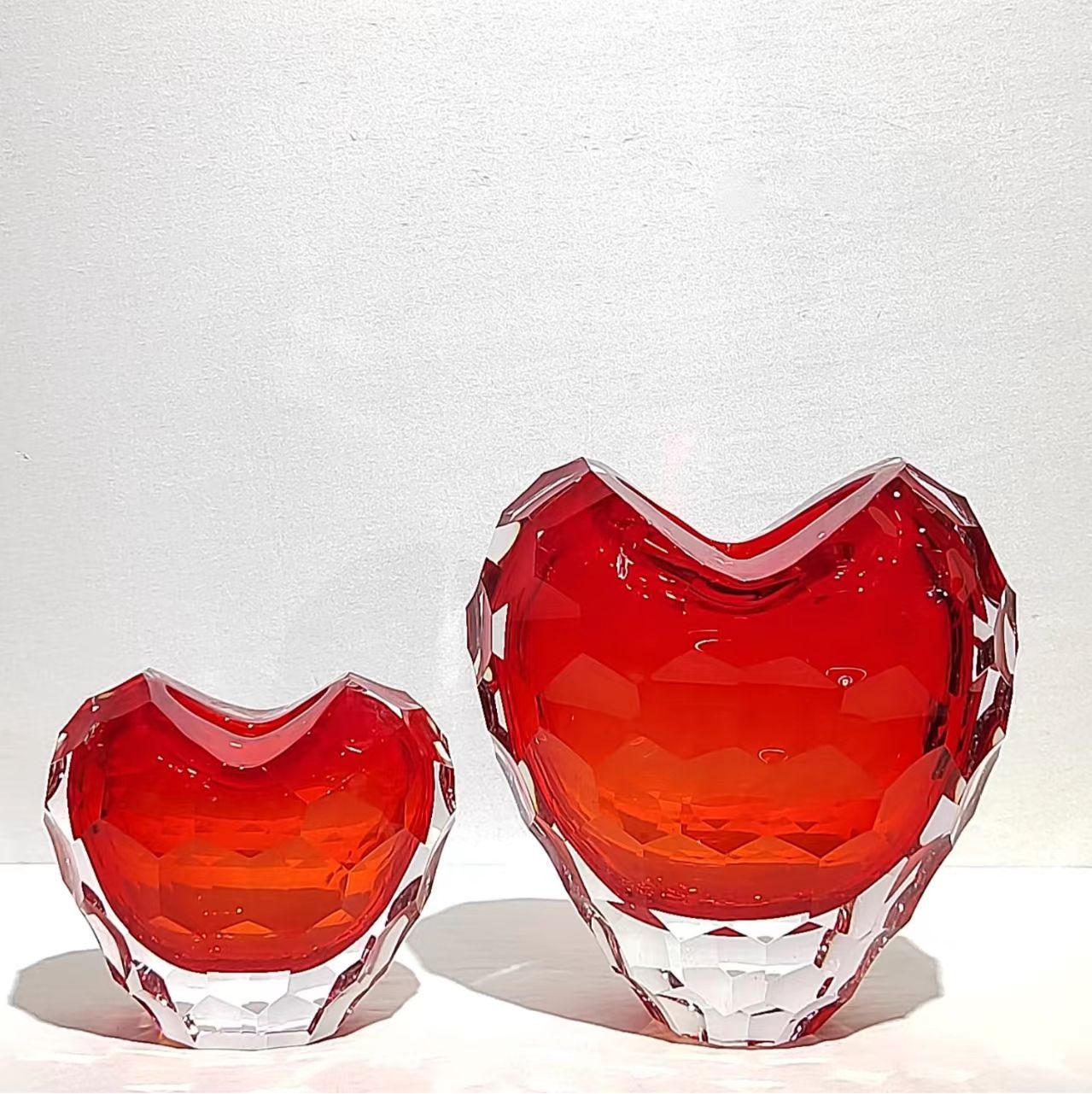 Creative Heart-Shaped Cross-Section Vase Home Model Living Room Tabletop F