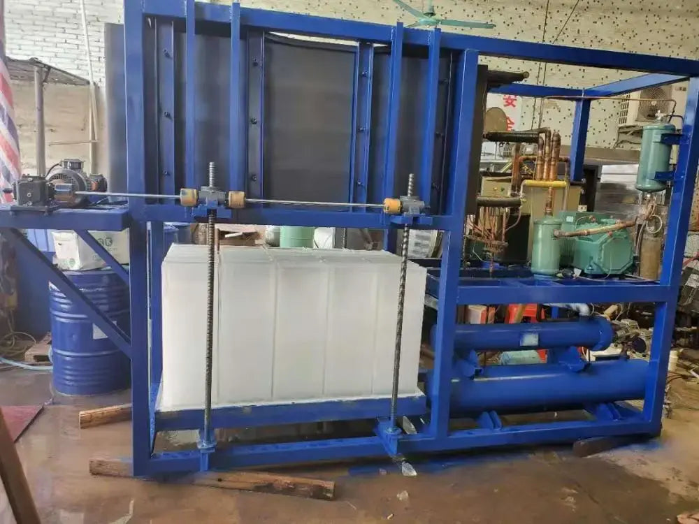 Small Ice Maker / Big Ice Machine