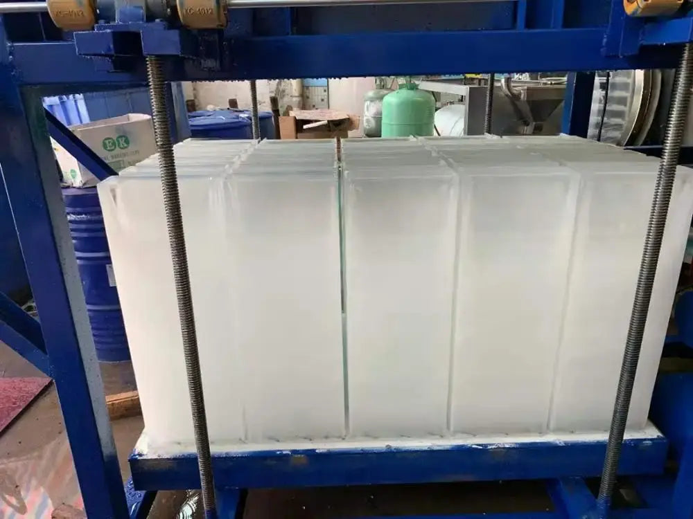 Small Ice Maker / Big Ice Machine